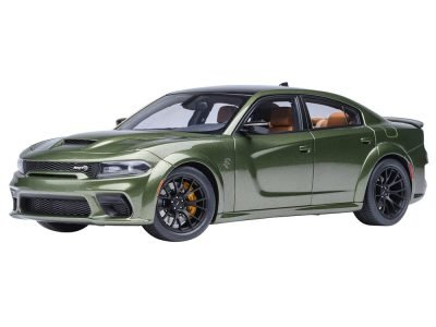 AUTOart 71752 Charger review: four doors reveal the better story