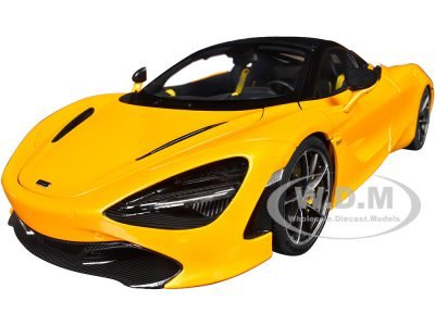 AUTOart 76070 McLaren 720S review: doors and aero worth posing