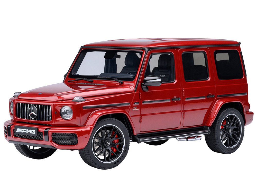 AUTOart 76353 red G63 review: fine details with a low-front stance