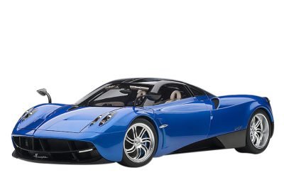 AUTOart 12232 Huayra review: more scale, less opening access