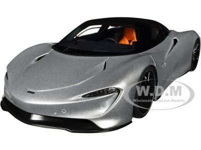 AUTOart 76090 Speedtail review: silver bodywork, storage access and a hidden engine