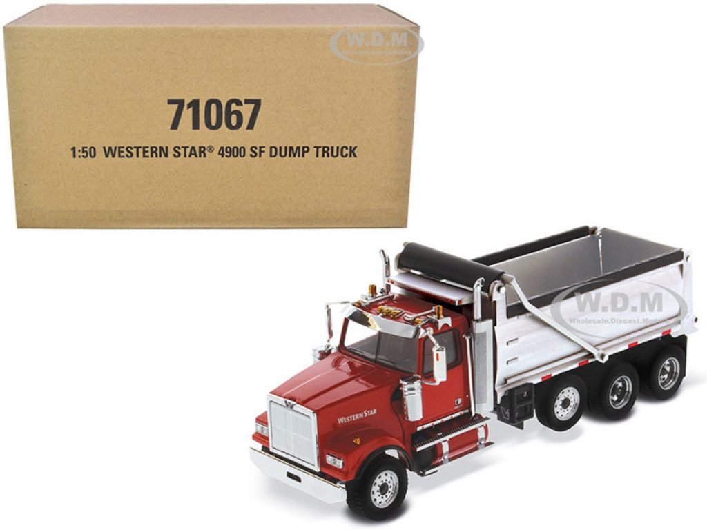 Diecast Masters 71067 Western Star 4900 SF dump truck review: the road stance is stronger than the discharge