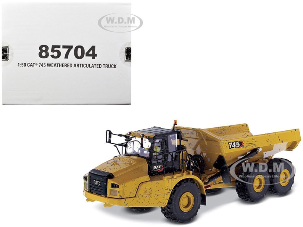 Diecast Masters 85704 weathered CAT 745 review: a supplied scene with a fixed driver